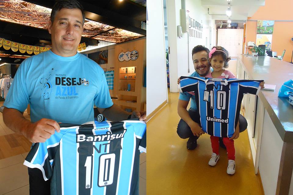 Em Porto Alegre o voluntário Luiz Augusto Portal enviou a camiseta via Correios para Santa Maria / RS. O primeiro a receber nesta cidade foi o voluntário Guilherme Granez que depois tratou de levar em mãos para a pequena gremista Cíntia a camiseta do Grêmio oficial personalizada e que faz tratamento na Turma do Ique. Parabéns a todos os envolvidos!